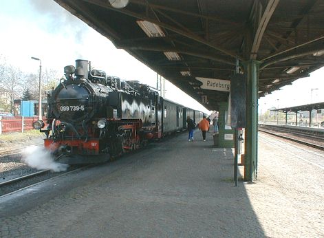 bahnhofradebeul.jpg (35988 Byte)
